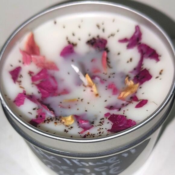 Hand crafted limited edition "Halliwell Manor" Zen-Me candle - Picture 3 of 7